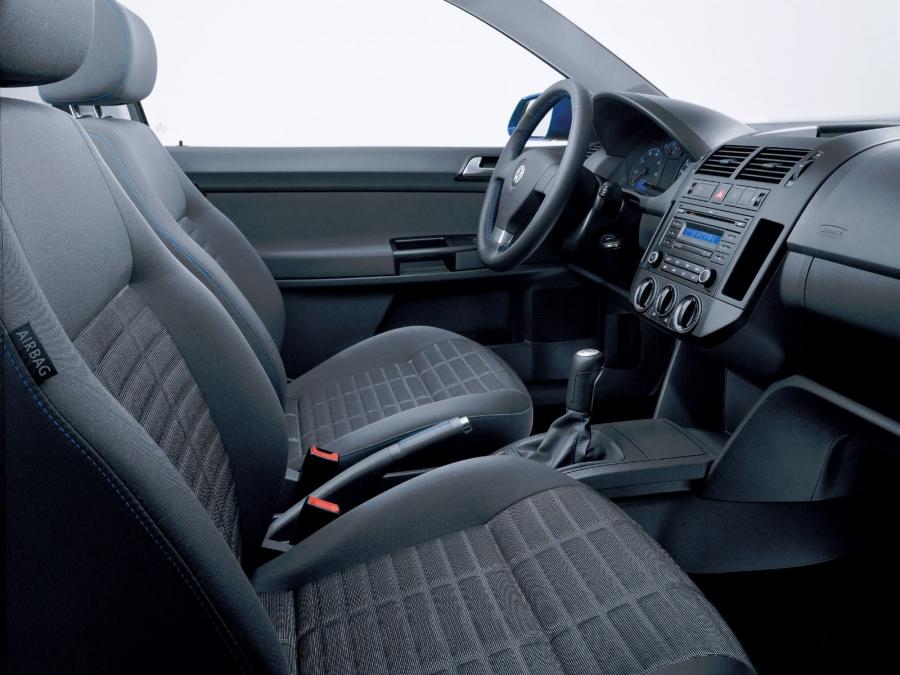  Volkswagen Polo Tour 2007 года  (фото 4 из 7)